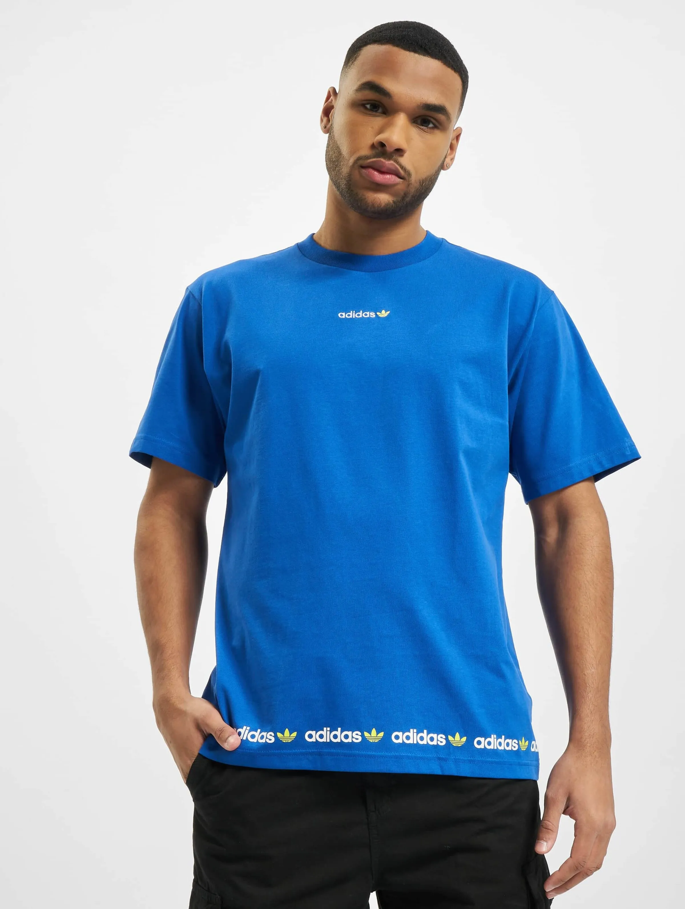 adidas Originals Linear Repeat
