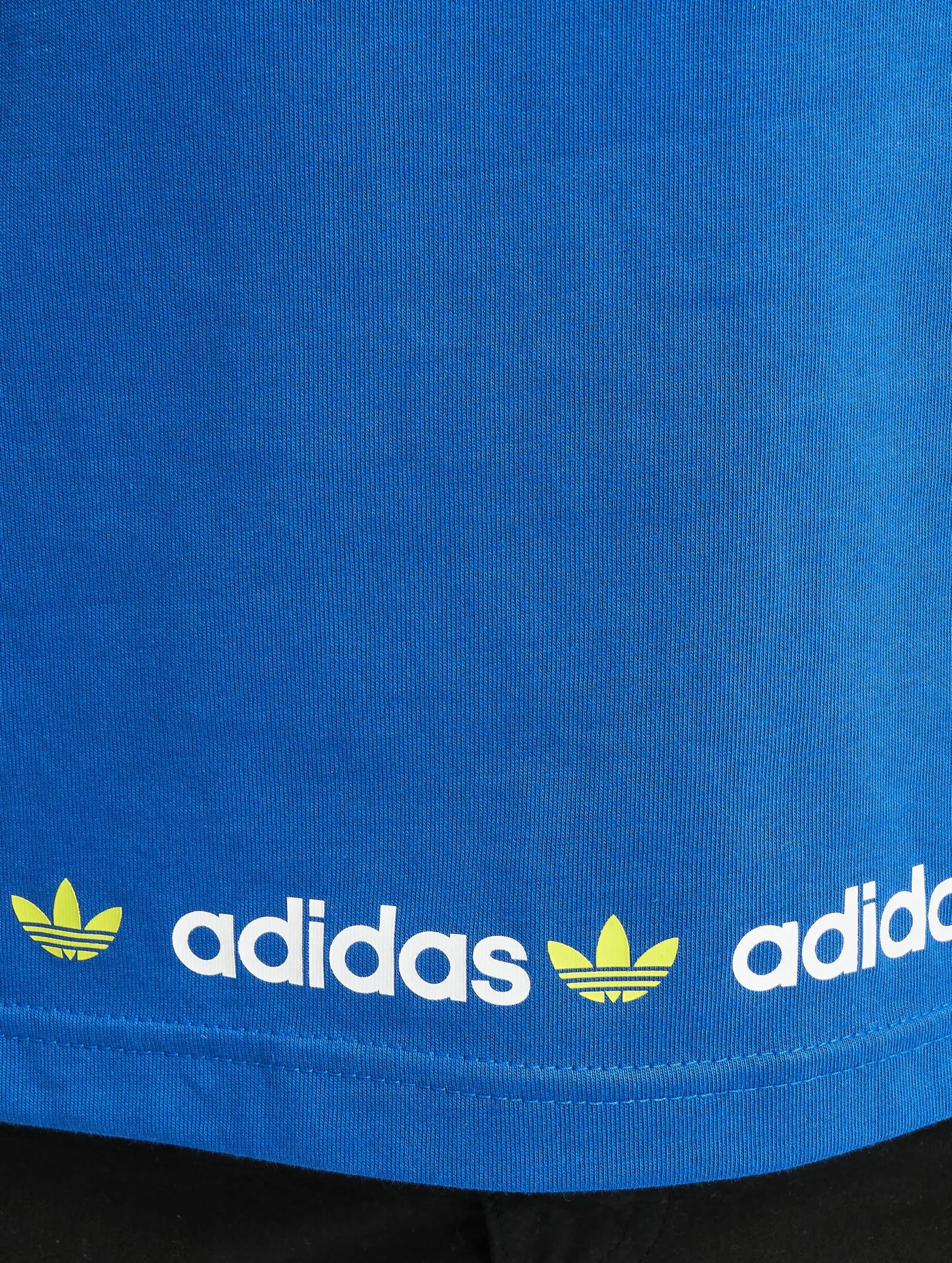 adidas Originals Linear Repeat
