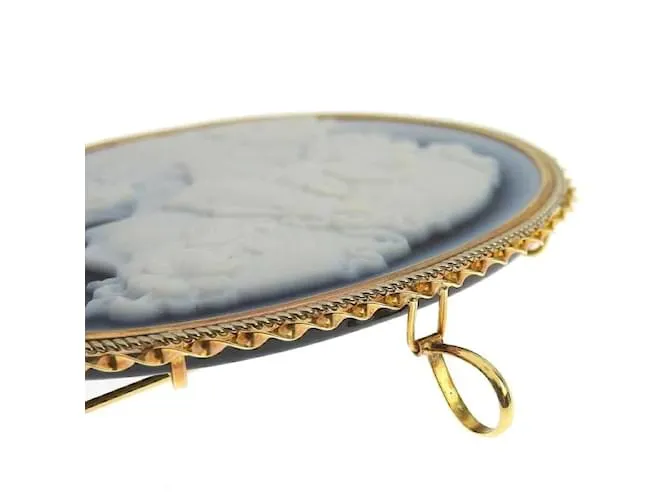 & Other Stories Broche de cameo de calcedonia en excelentes condiciones Blanco 