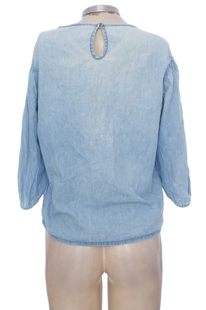 BLUSA COLOR AZUL  YERBA BUENA