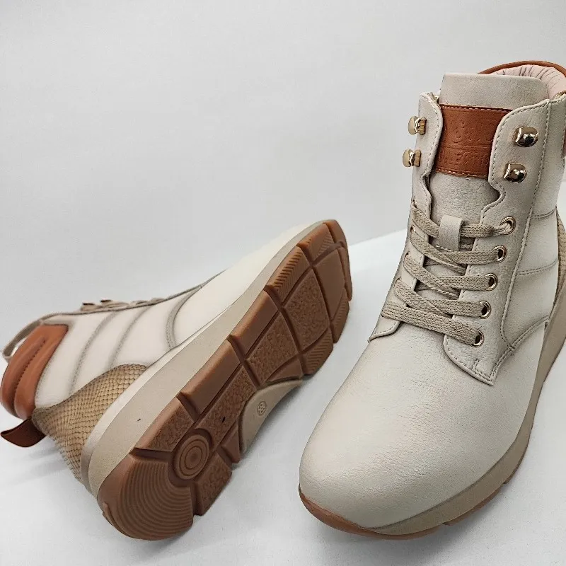 BOTIN DEPORTIVO CUÑA CONFORT CORDONES Y CREMALLERA BEIGE