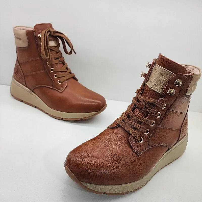 BOTIN DEPORTIVO CUÑA CONFORT CORDONES Y CREMALLERA MARRON