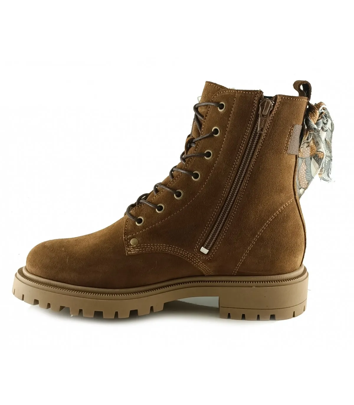 Botines en piel serraje de color camel