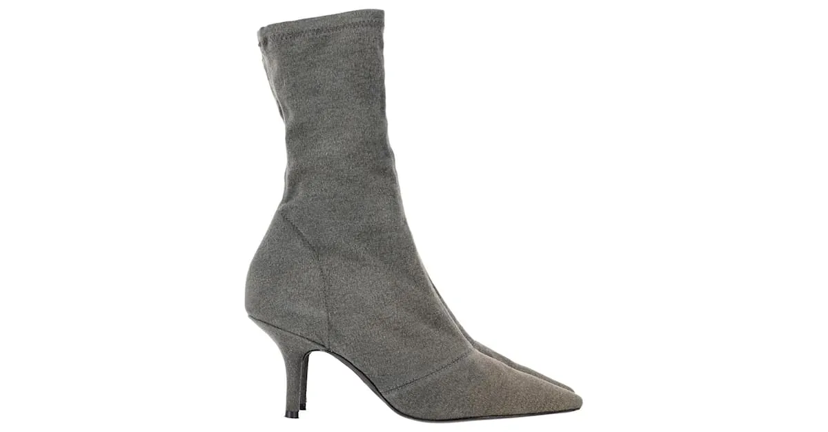 Botines estilo calcetín de punto Yeezy en lona gris Castaño 