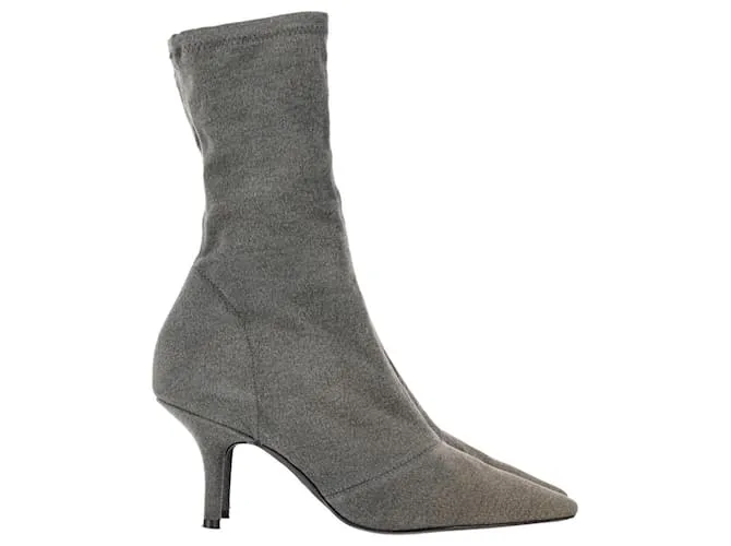 Botines estilo calcetín de punto Yeezy en lona gris Castaño 