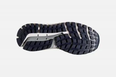Brooks Beast 18