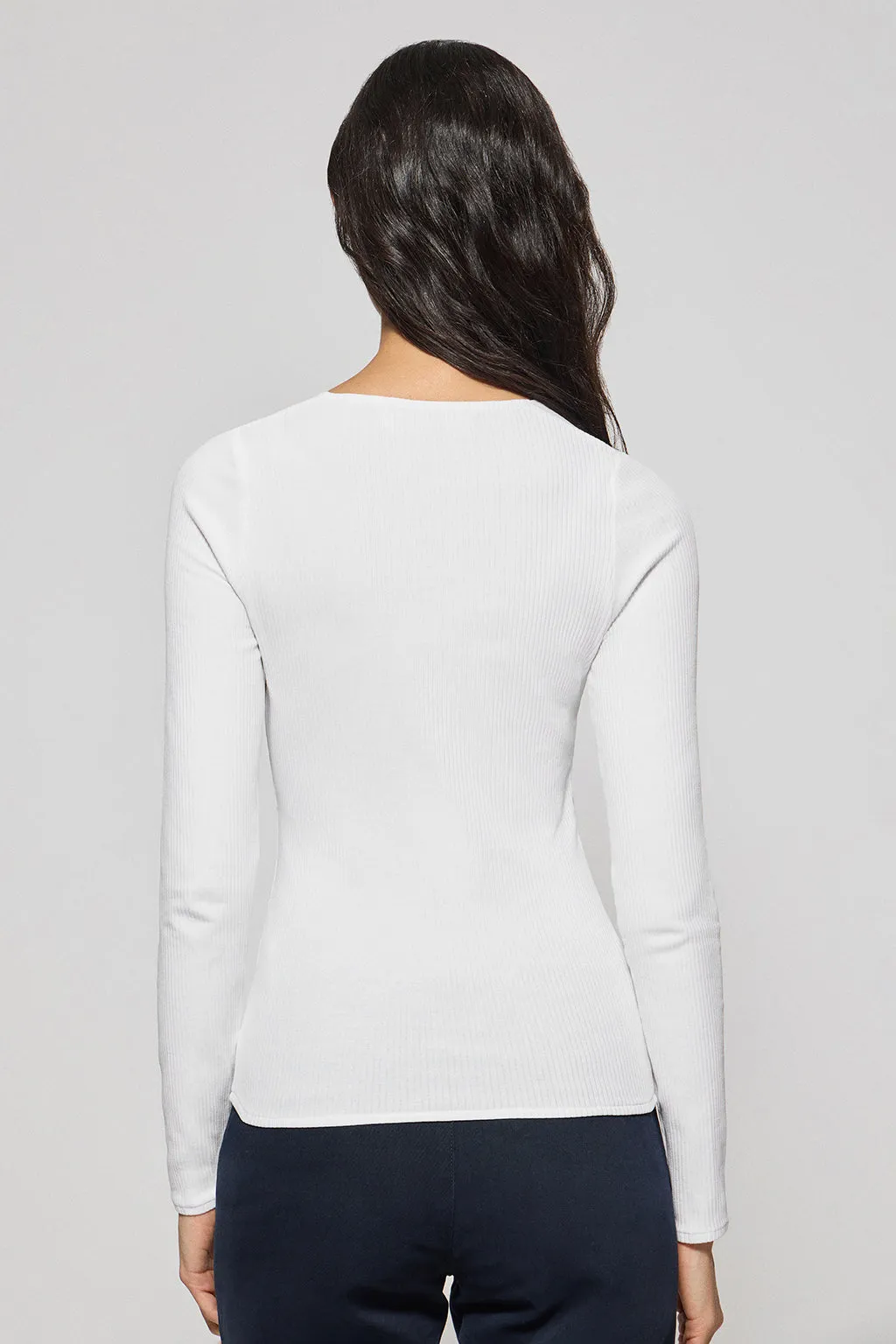 Camiseta blanca Penelope con detalle de botón nacarado Polo Club