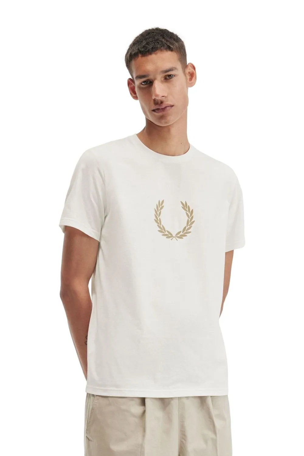 Camiseta fred perry cruda flocked laurel wreath graphic tee