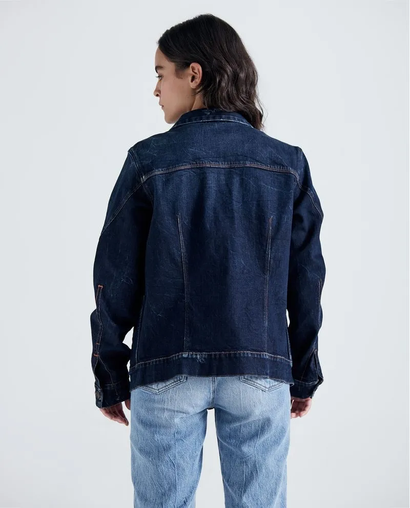 Chaqueta trucker tono medio para mujer