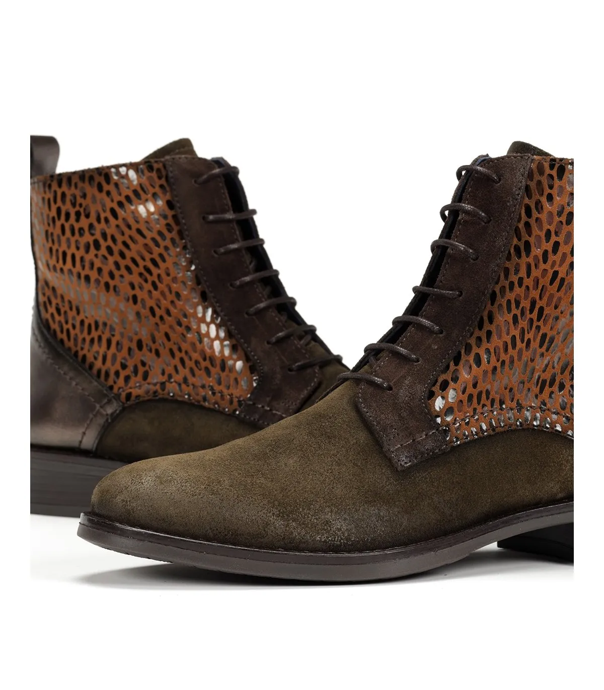 D8709CAHA4 Botas Mujer