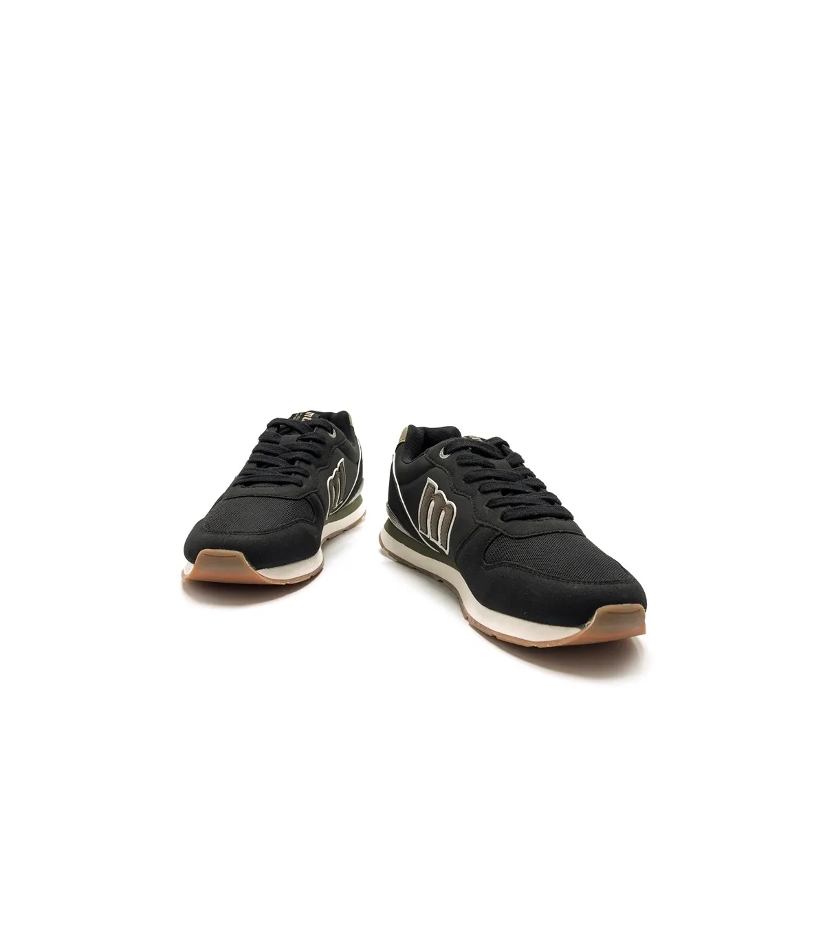 Deportivo clásico para hombre en color negro