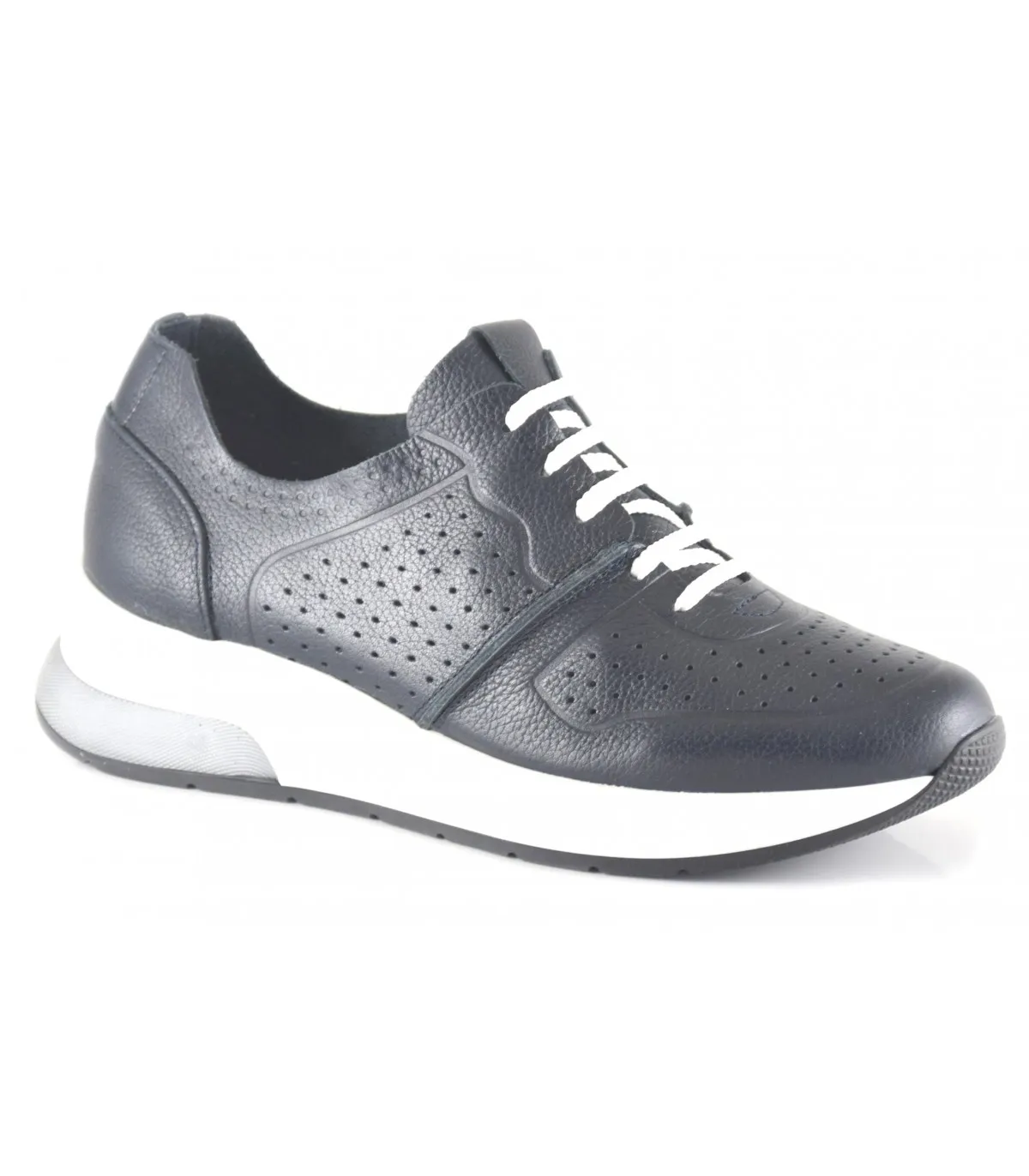 Deportivo de cordones en piel natural