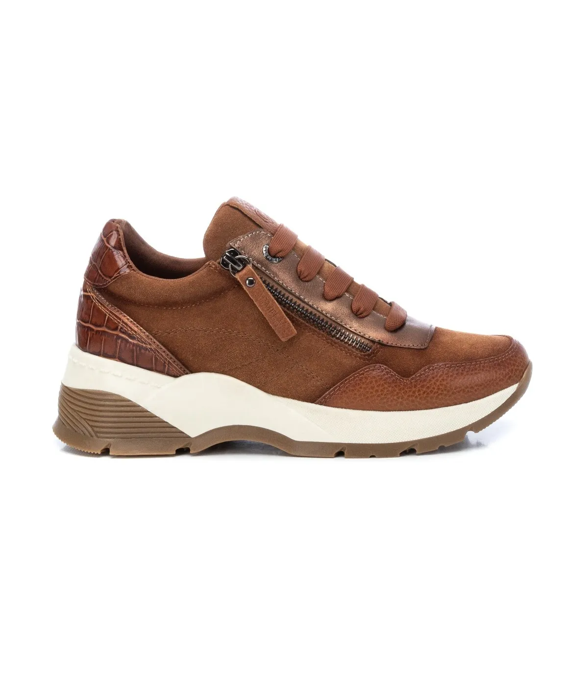 Deportivo para mujer en piel camel