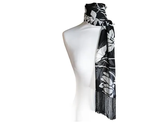 Dolce & Gabbana Foulard Negro con Flores 