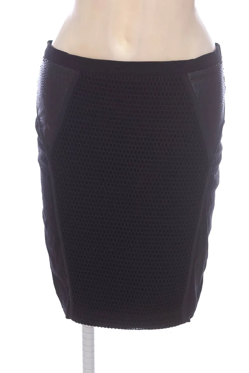 FALDA COLOR NEGRO  ARKITECT