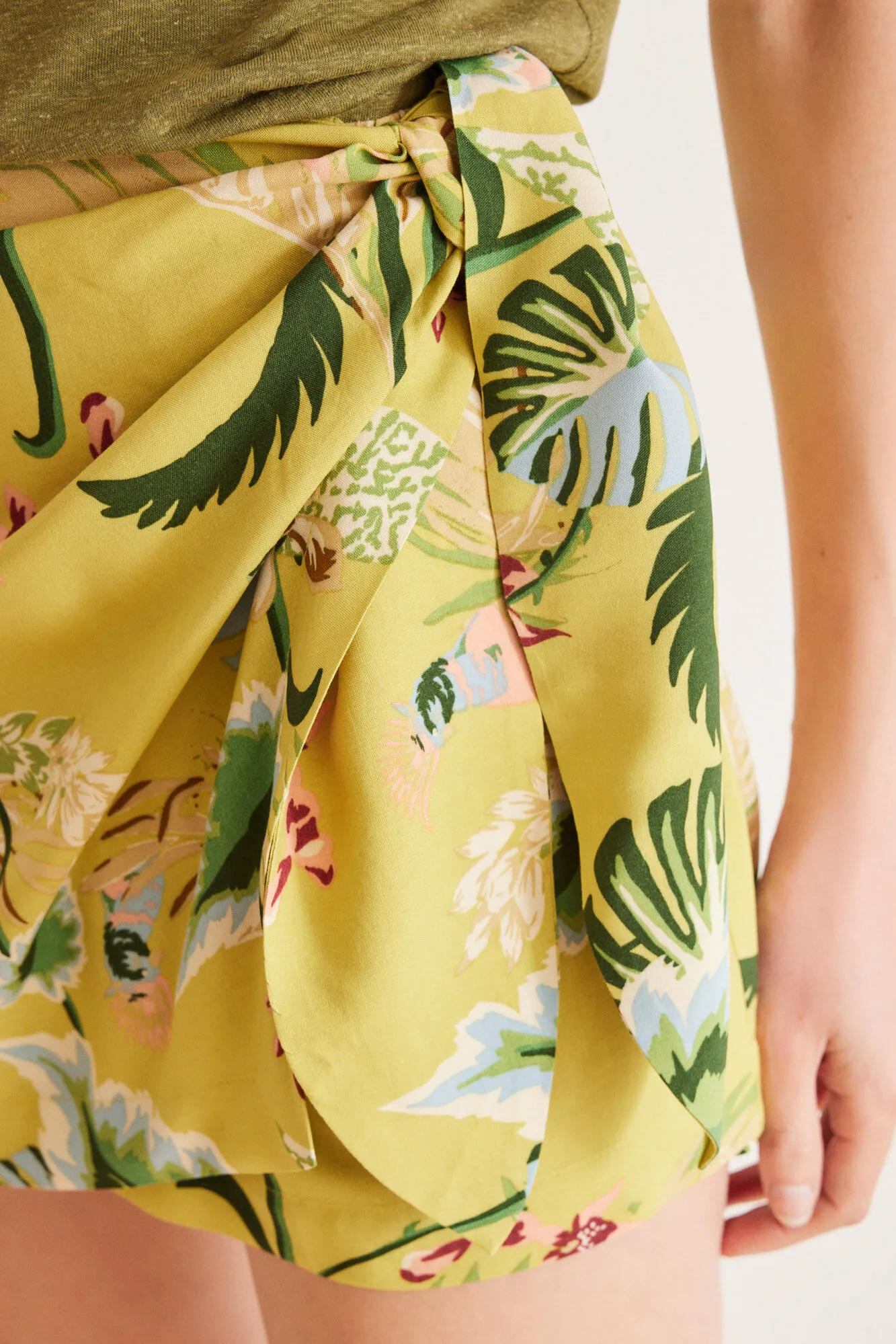 Falda pantalón estampado floral