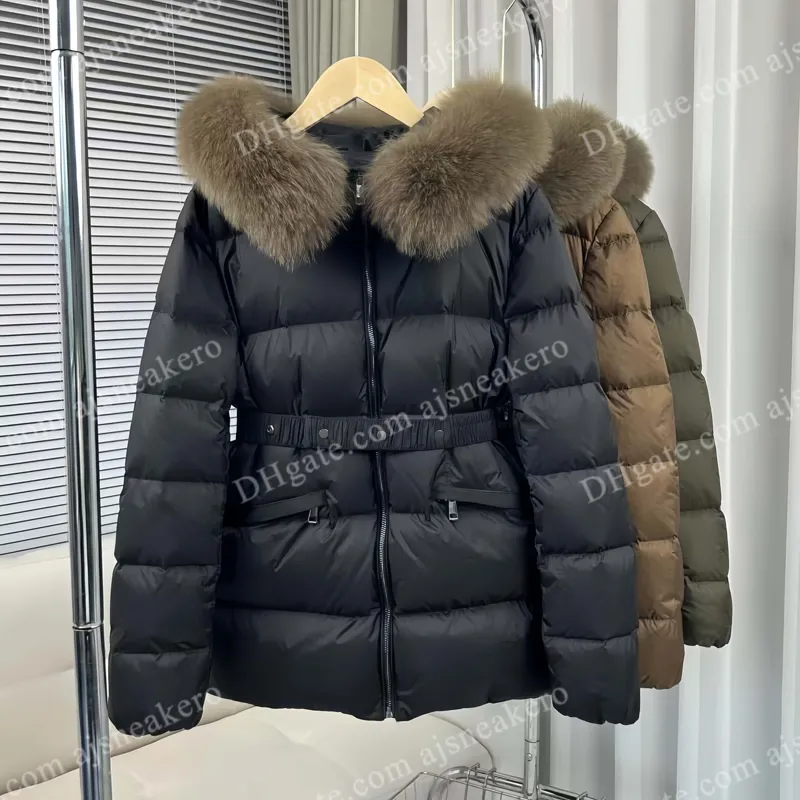 Femme diseñador abrigo para mujer insignia bordada chaqueta follar de piel de pelaje invierno mantenga la chaqueta tibia para mu