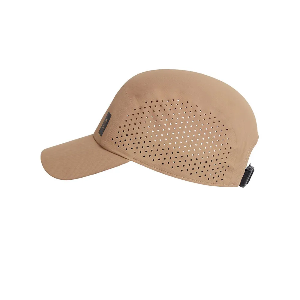 GORRA ON LIGHTWEIGHT CAP