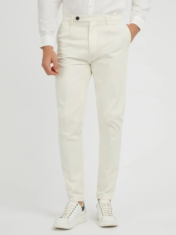 GUESS Slim Fit