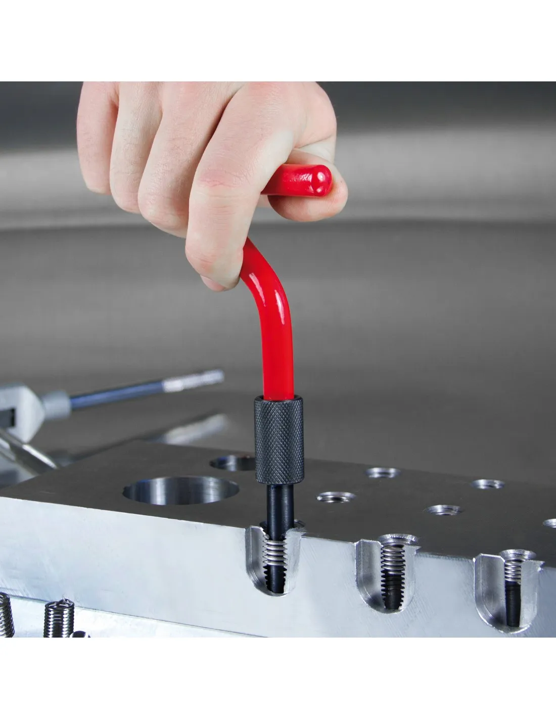 Juego Para Reparar Roscas Con HELICOIL M14 x 1.25 x 12.4mm , 15 Piezas