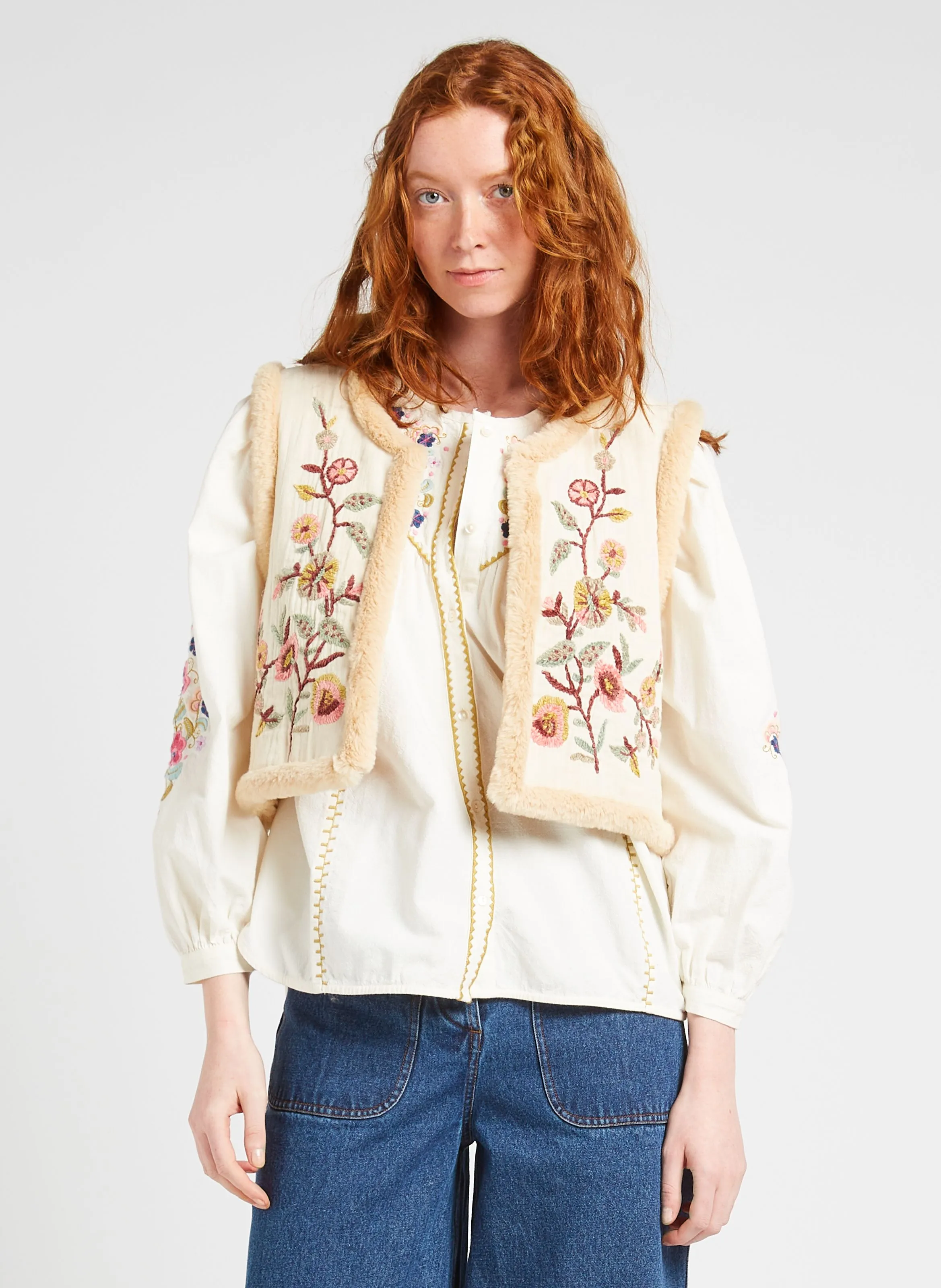 LOUISE MISHA RENEE  CHAQUETA REDONDA BORDADA DE ALGODóN ORGáNICO EN BEIGE