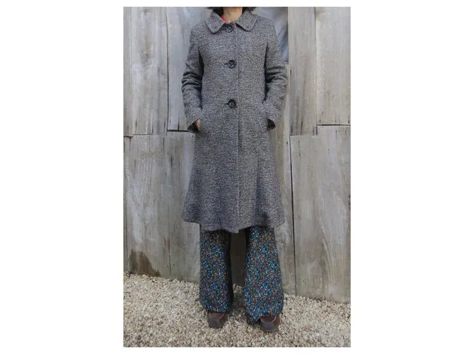 Max Mara Abrigos, Ropa de calle Gris 