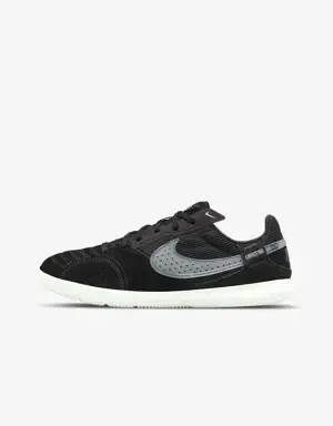 Nike Jr. Streetgato