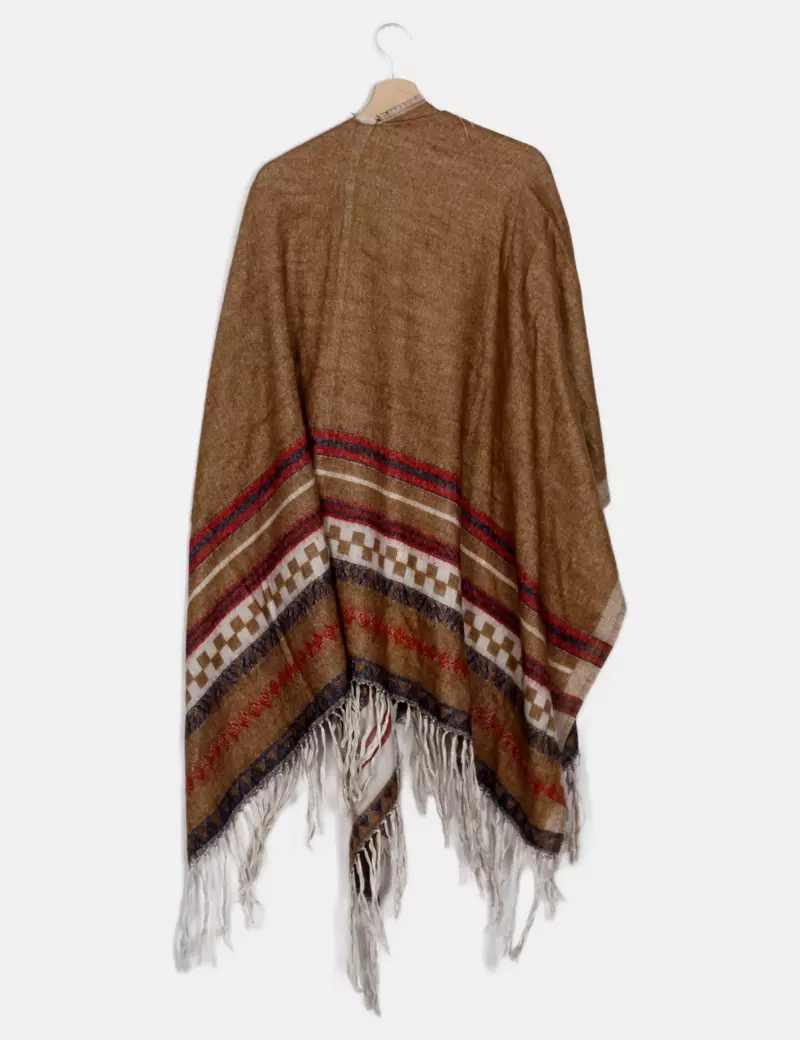 NoName Capa y poncho