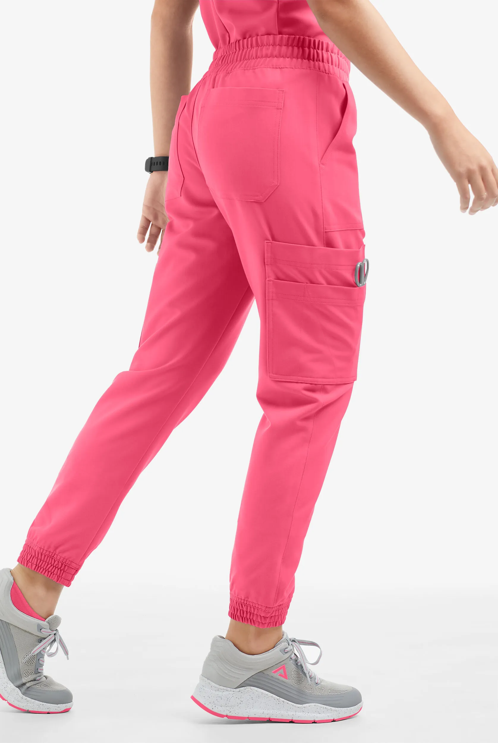 PANTAL&OACUTE;N M&EACUTE;DICO MOVEMENT BY BUTTERSOFT CEPHEI ESTILO JOGGER CON 11 BOLSILLOS PARA MUJER