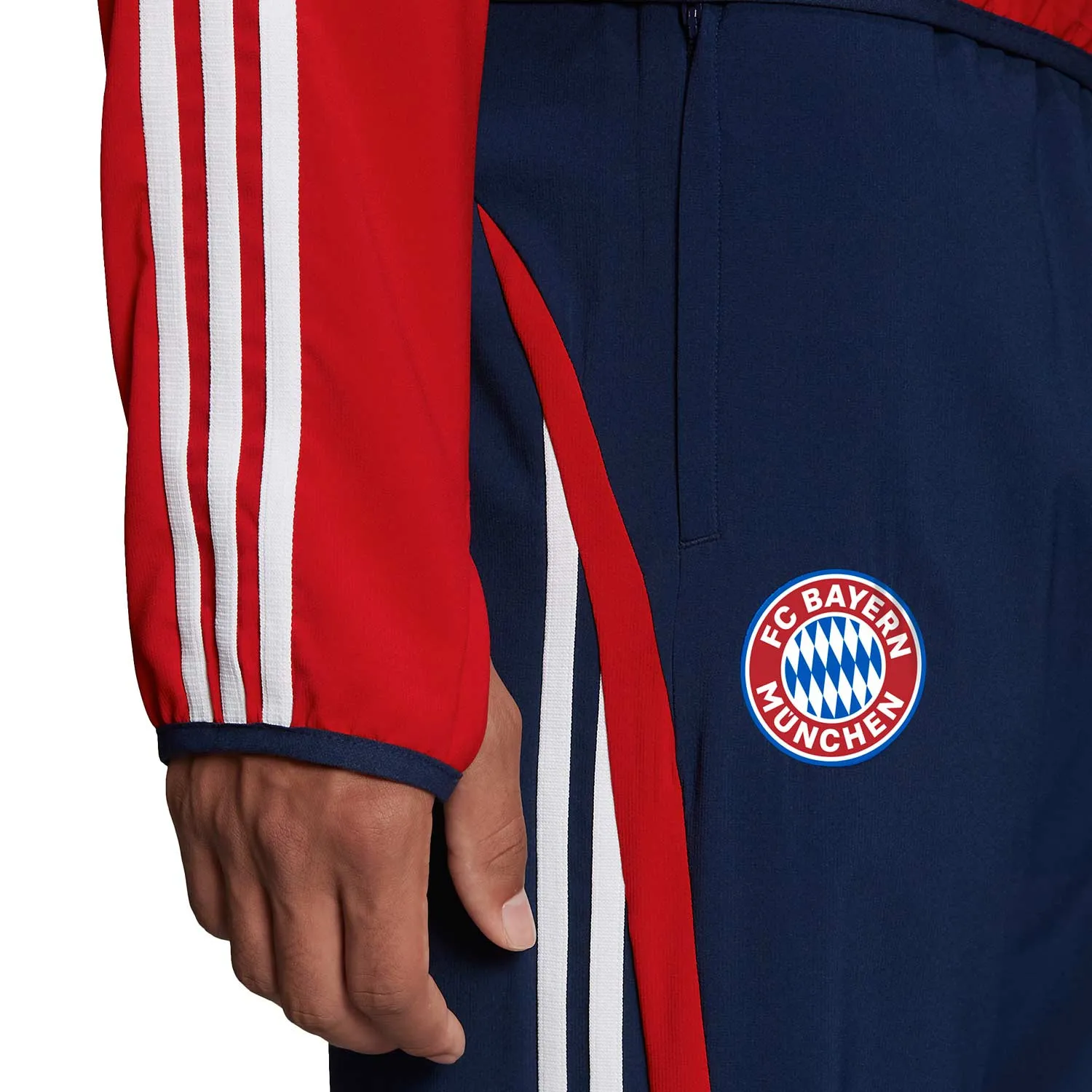 Pantalón adidas Bayern TeamGeist Woven