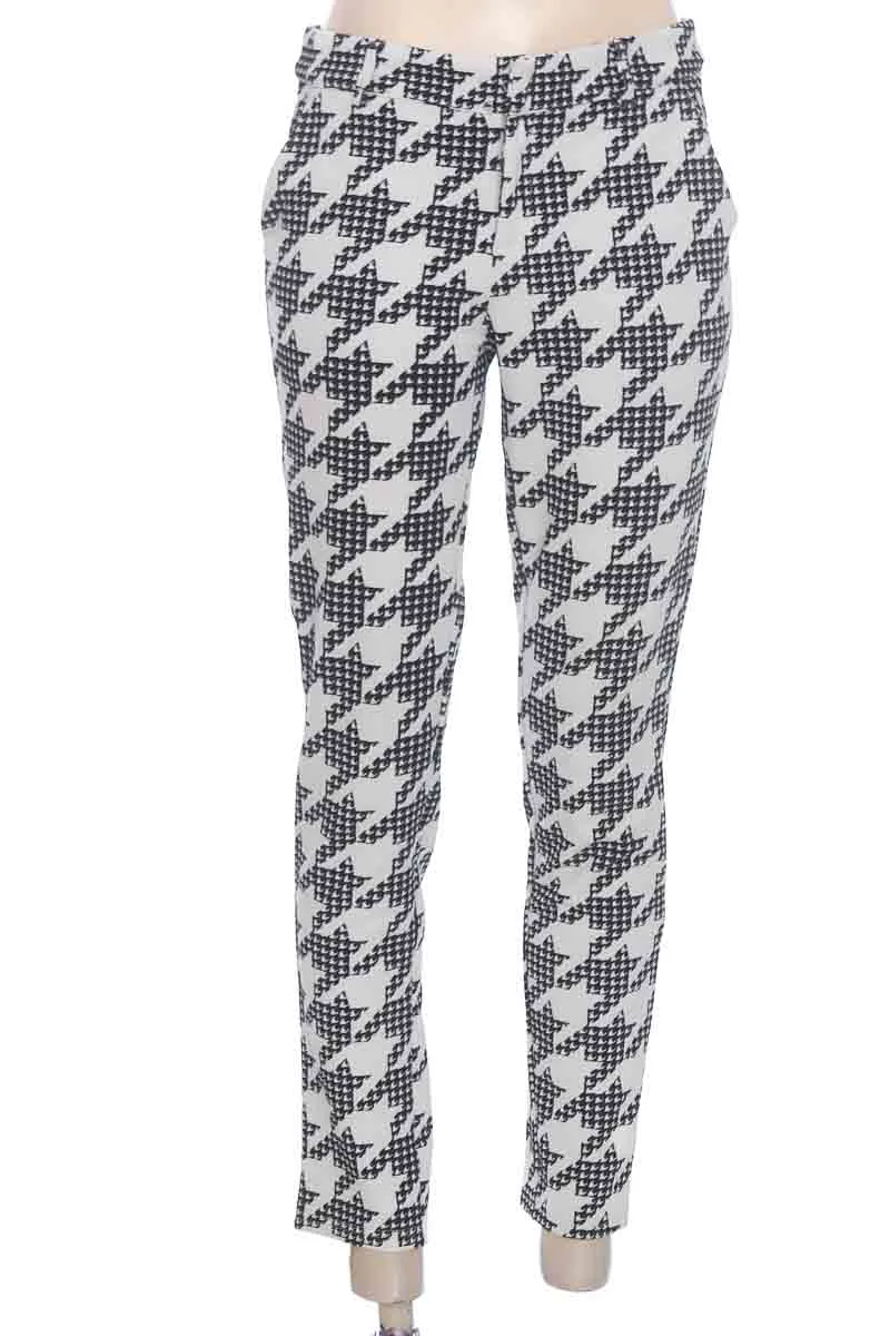 PANTALóN COLOR BLANCO  STUDIO F