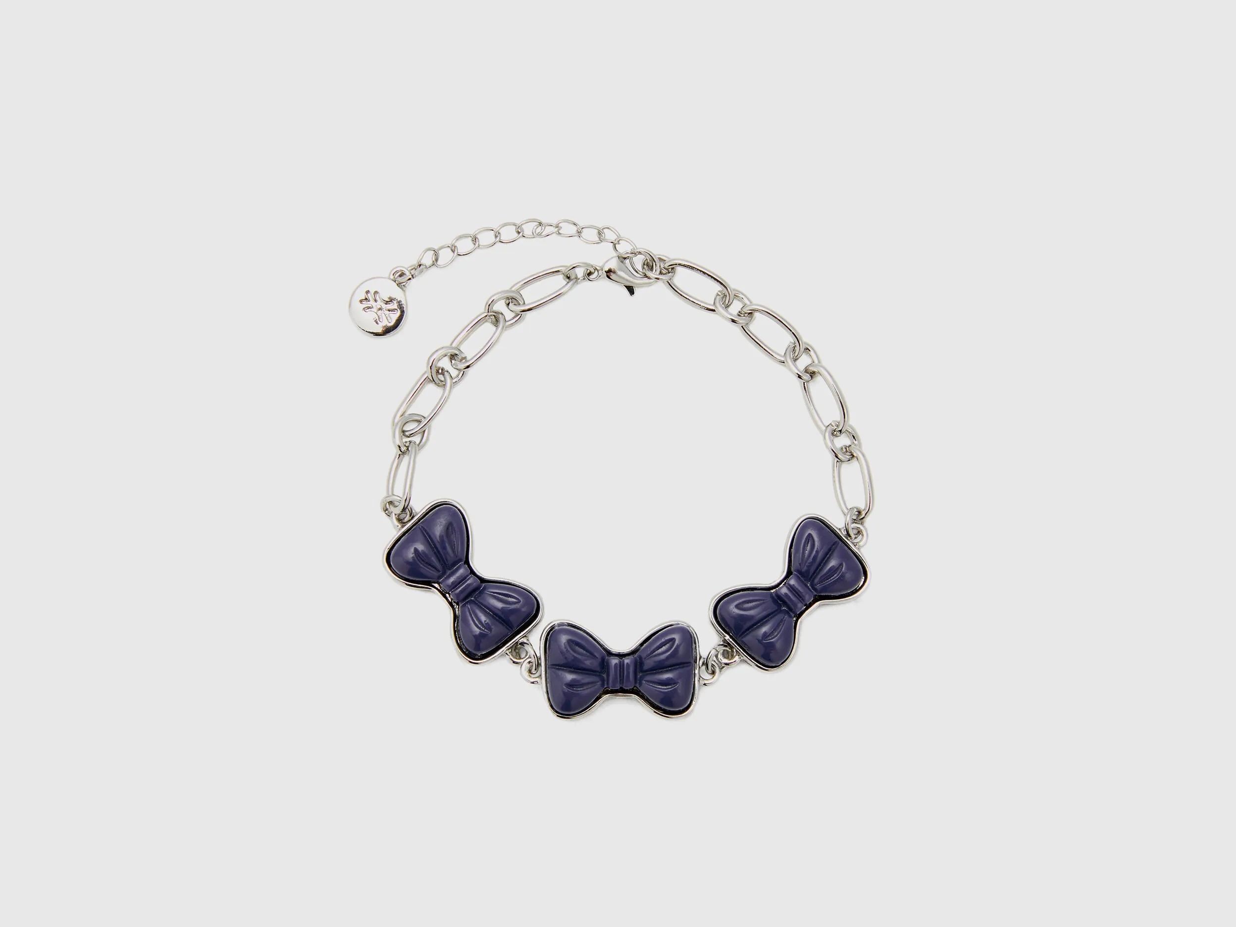 Pulsera con lazos azul oscuro