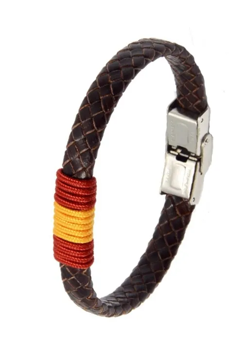 PULSERA ESPAñA EN PIEL TRENZADA MARRóN CON BANDERA 2371Q1C