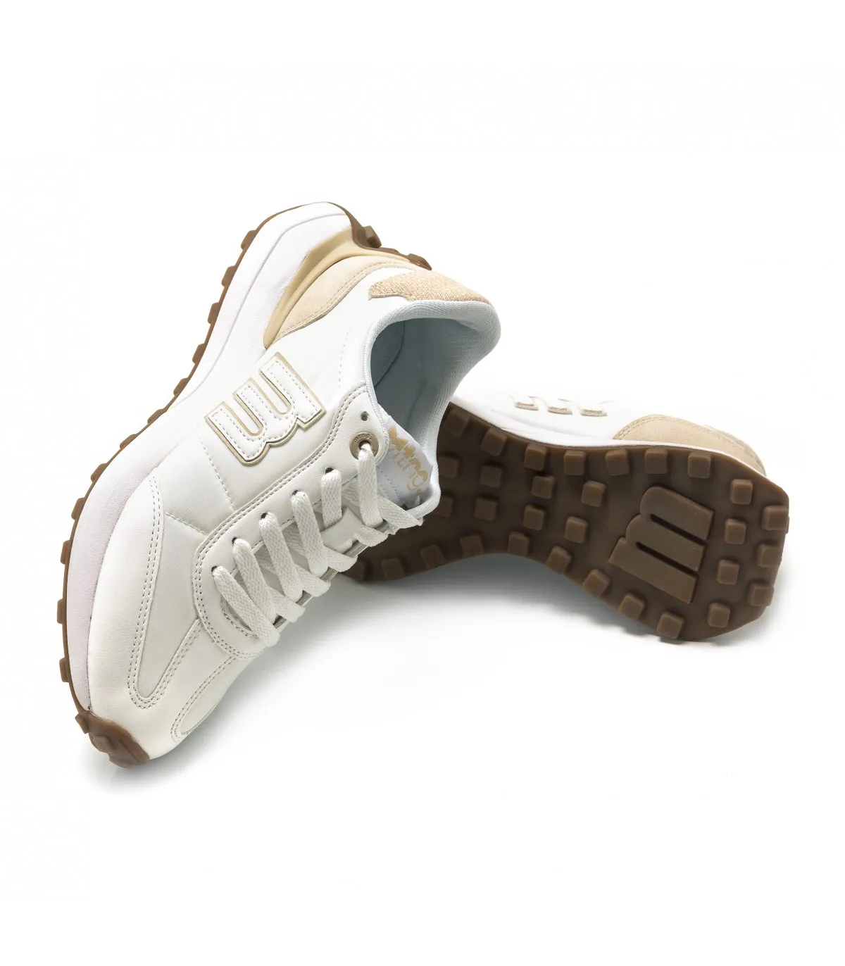 Sneakers de mujer en blanco