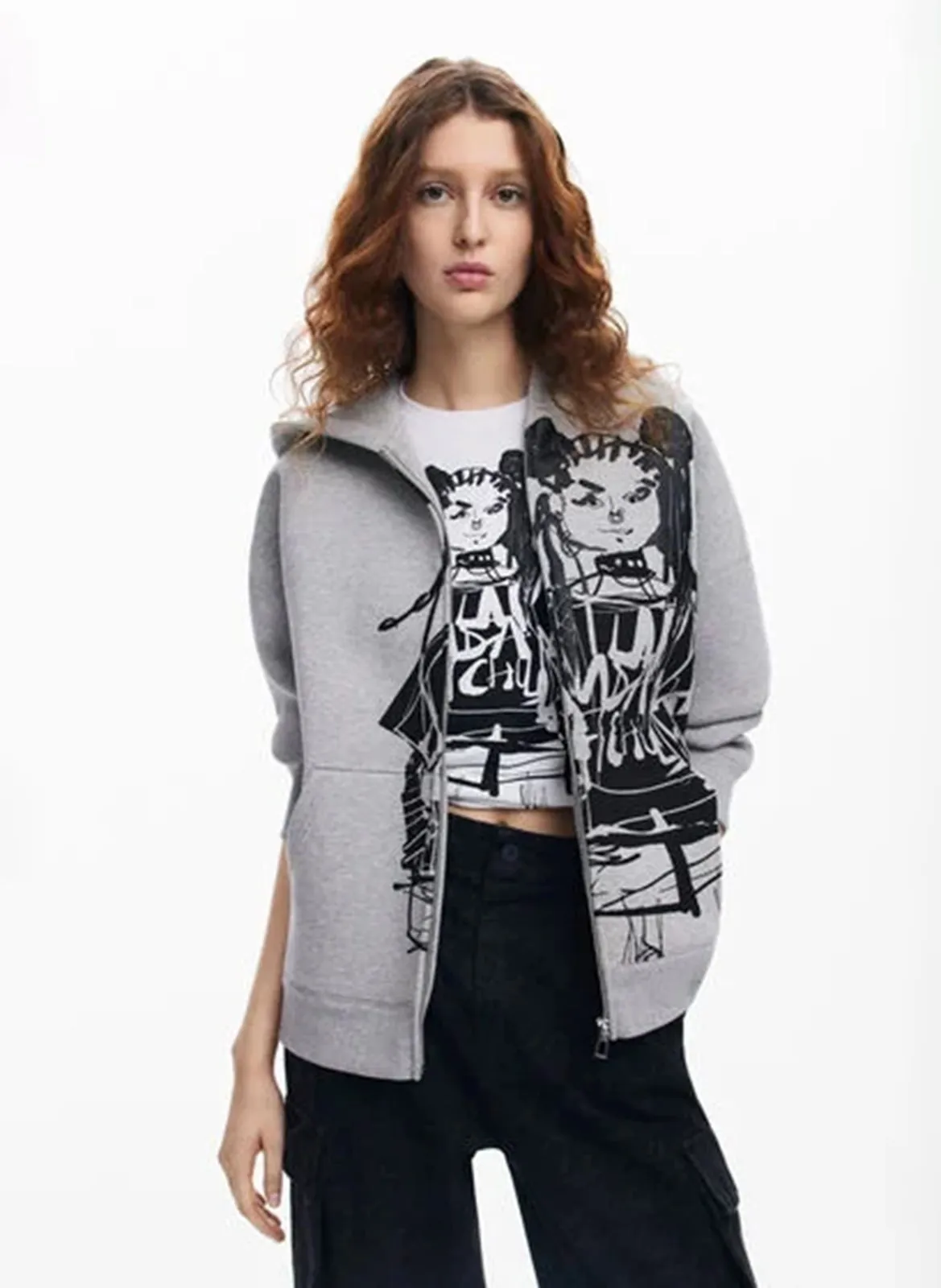 Sudadera amplia con estampado y cierre de cremallera. en negro