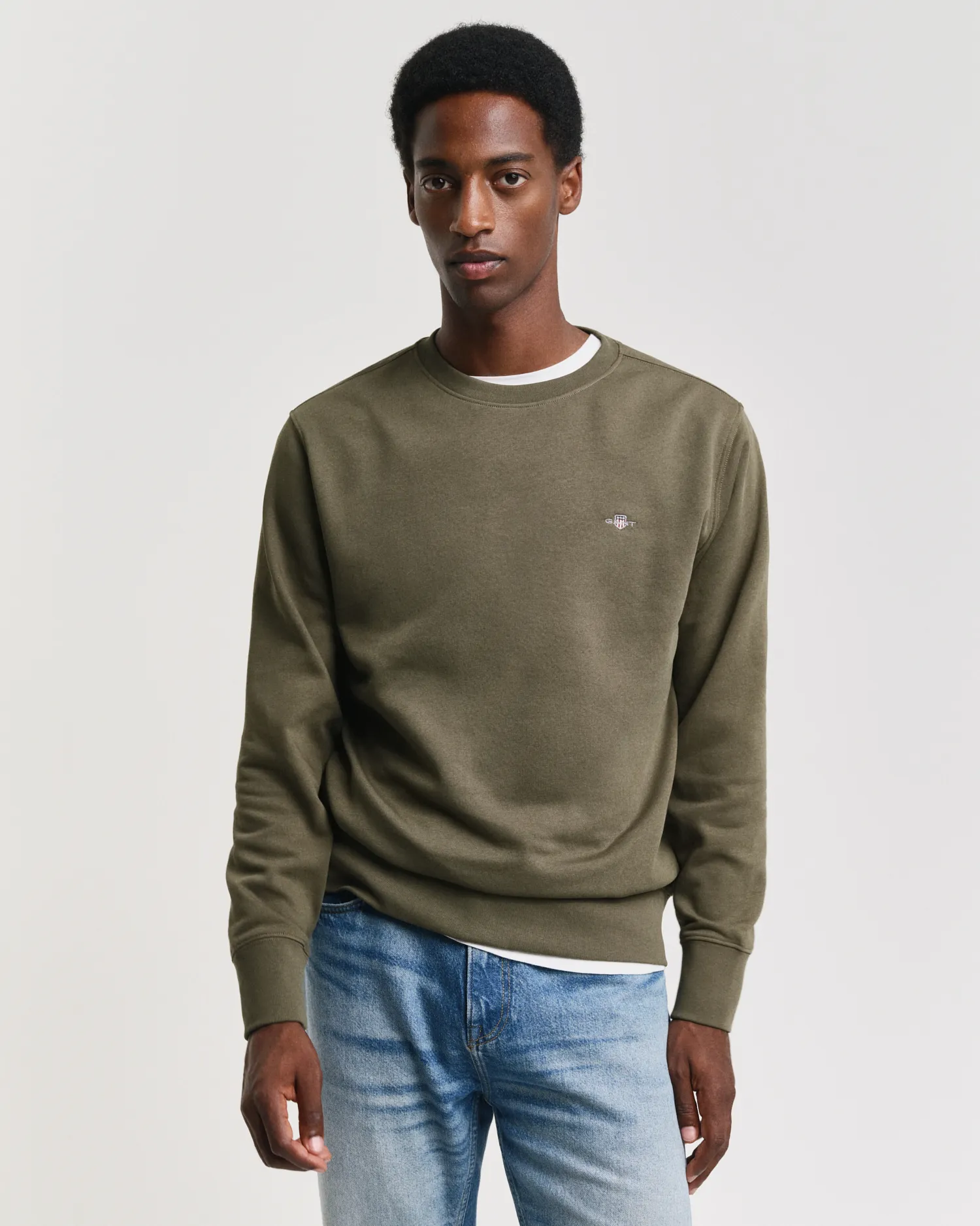 Sudadera de cuello redondo Seasonal Essential con bordado Archive Shield