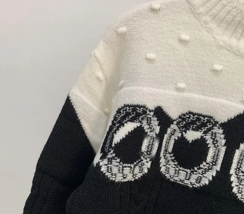 Sweaters de lujo para mujer Manga larga High Collar Jumper Diseñador Sweater Mujeres Páramo