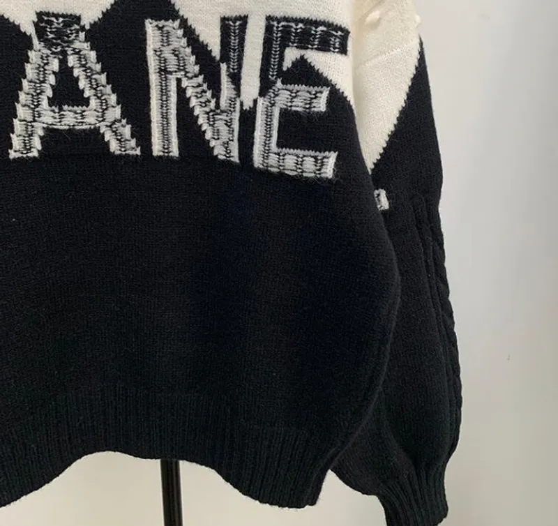 Sweaters de lujo para mujer Manga larga High Collar Jumper Diseñador Sweater Mujeres Páramo