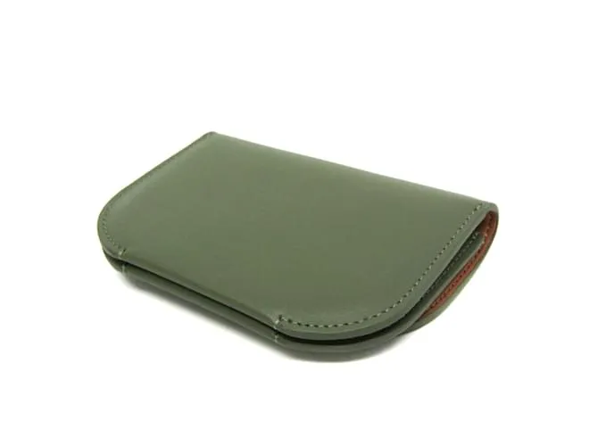 Tarjetero Loewe Goya en cuero verde 