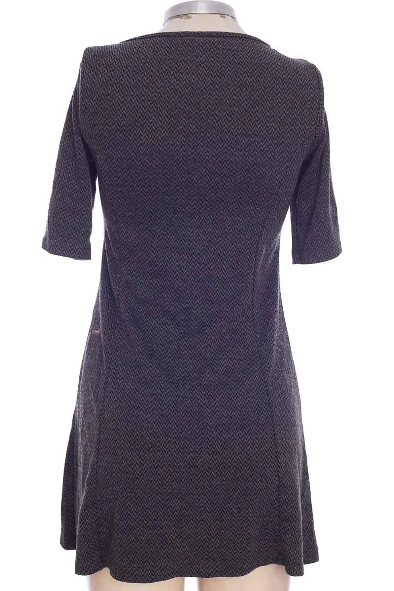 VESTIDO / ENTERIZO COLOR NEGRO  CLOSEANDO