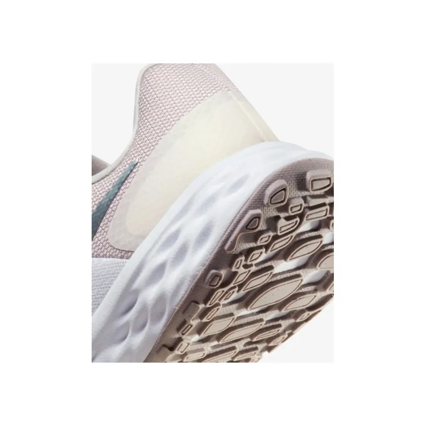 Zapas Nike Revolution Unisex
