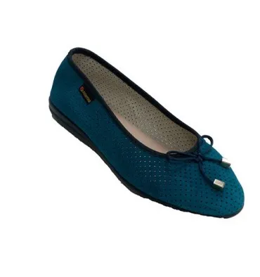 Zapatilla mujer tipo manoletinas calada simulando ante Alberola en azul