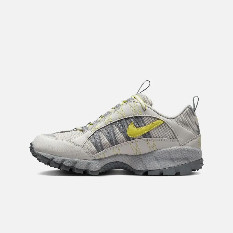 ZAPATILLAS NIKE AIR HUMARA LIGHT BONE FQ2443001