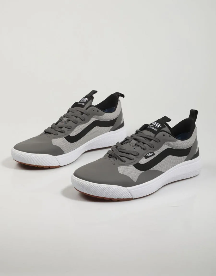  zapatillas VANS Ua Ultrarange Exo en Gris 80197