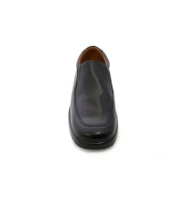 Zapato camarero sin cordones Danka en negro